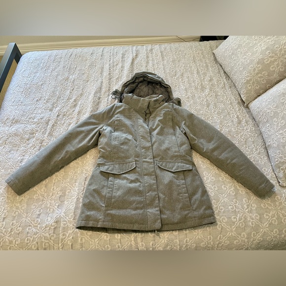 Large Eddie Bauer Grey Winter Coat - Picture 2 of 10